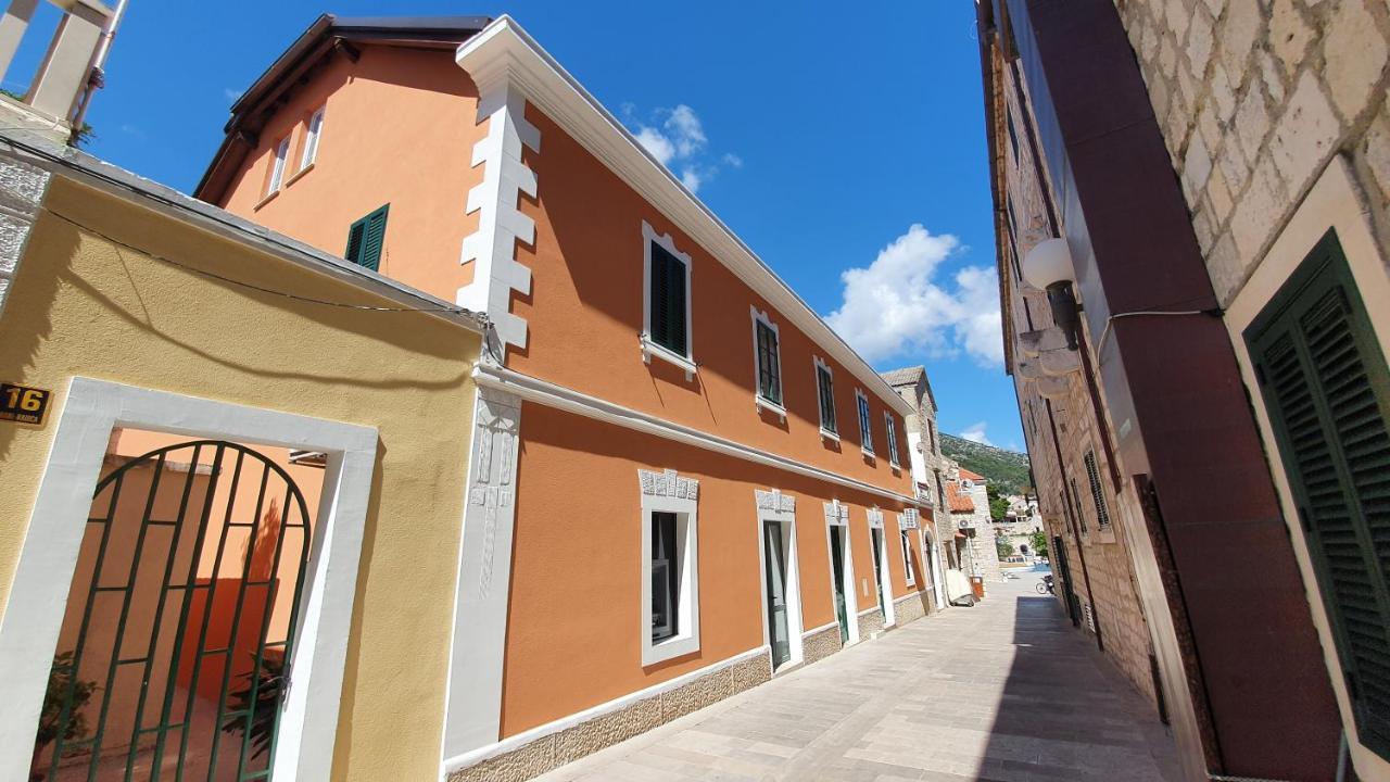 Apartman Lena Centar Bol Exterior foto